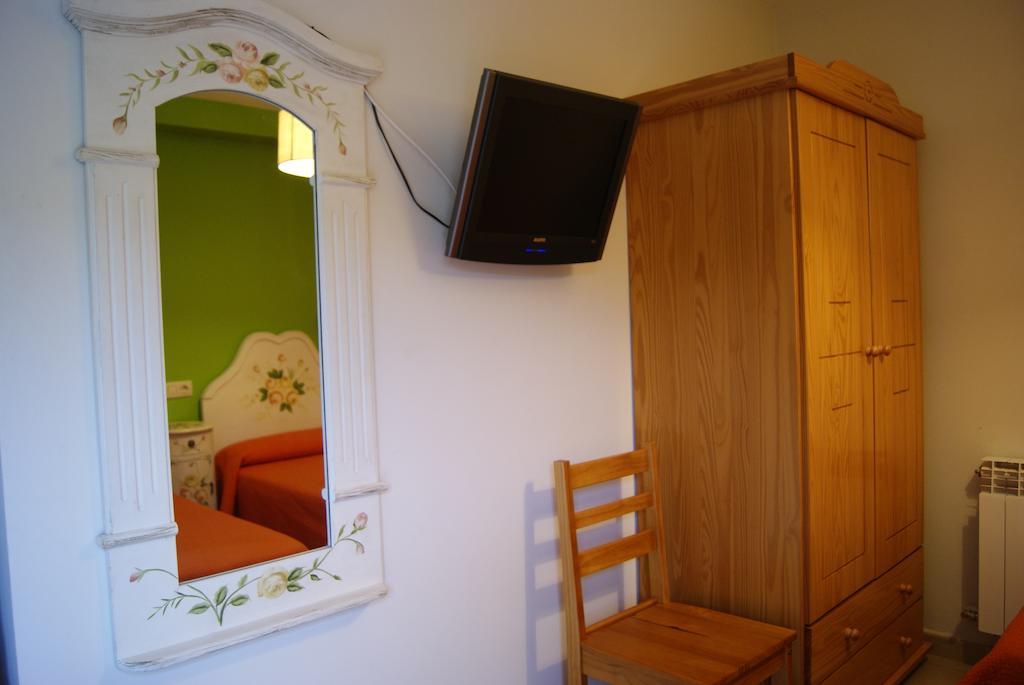 Hostal Penacardena Igea Extérieur photo
