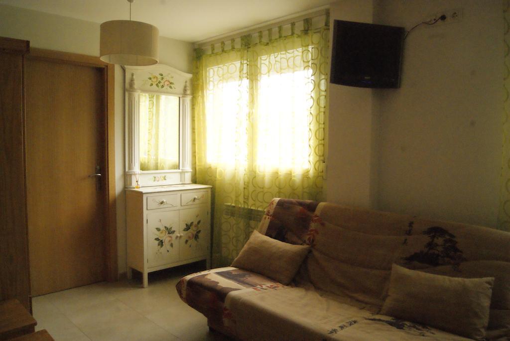 Hostal Penacardena Igea Extérieur photo